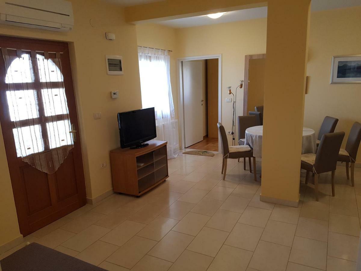 Apartment Barba Ližnjan المظهر الخارجي الصورة